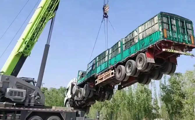 开平区道路脱困救援案例